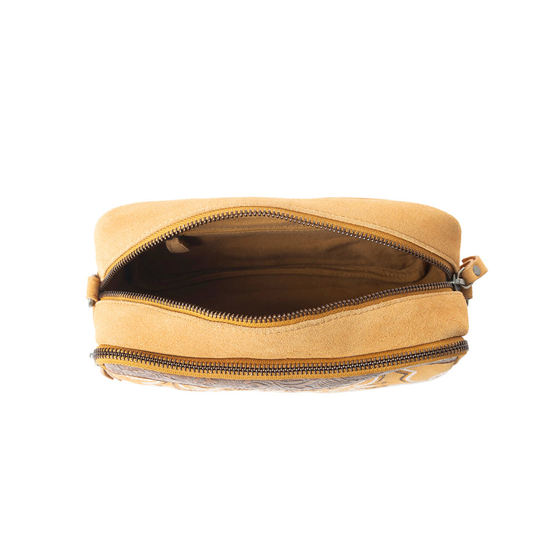 Marla Range Shoulder Bag In Camel