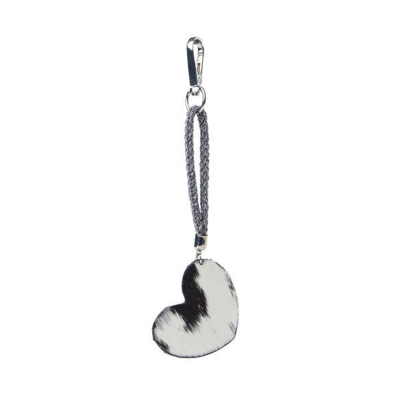 Pearls Hold My Heart Bag Charm In Black