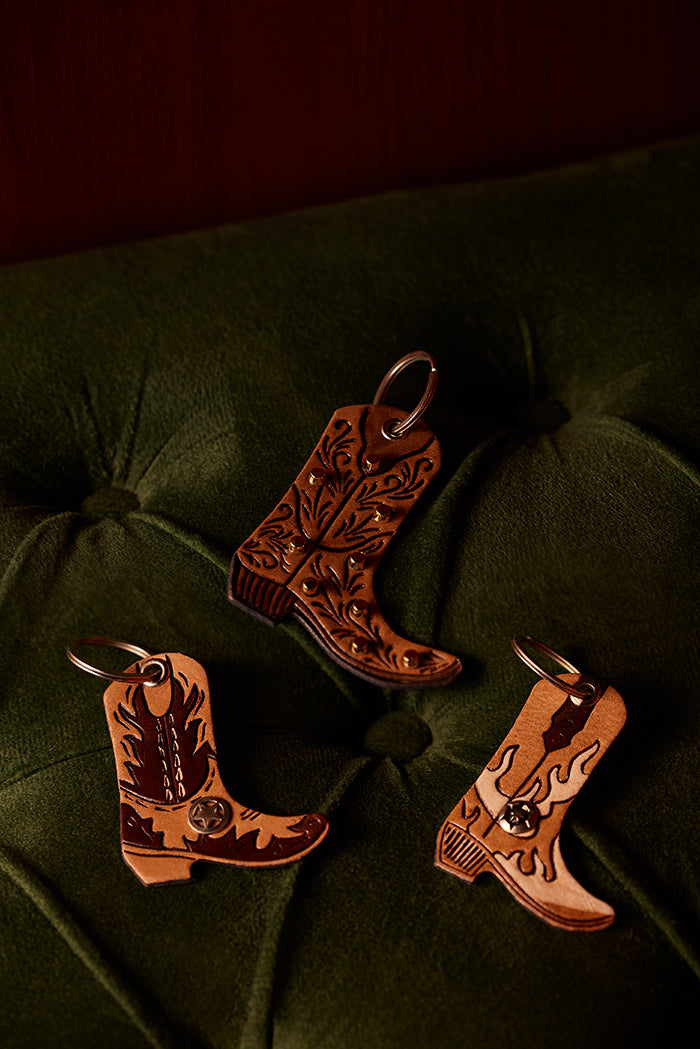 Boot Scootin’ Charm Leather Key Fob in Bronco Beige