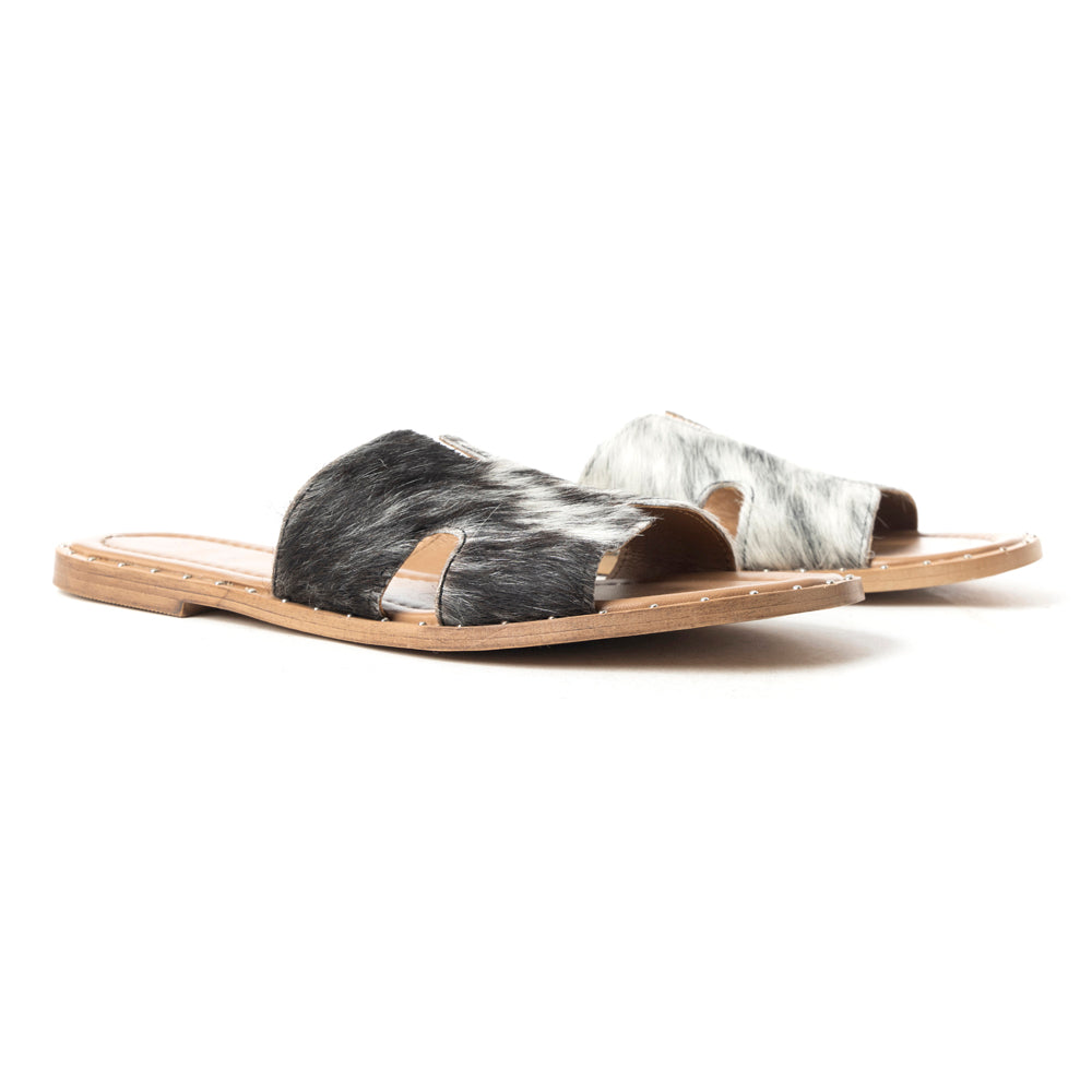 Daleena Anne Sandals In Black and White - Myra USA