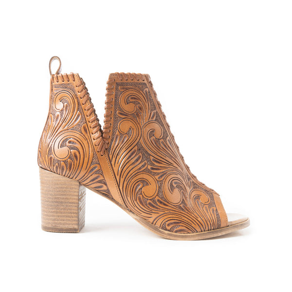 Persimmonee Heels In Dark Brown - Myra USA