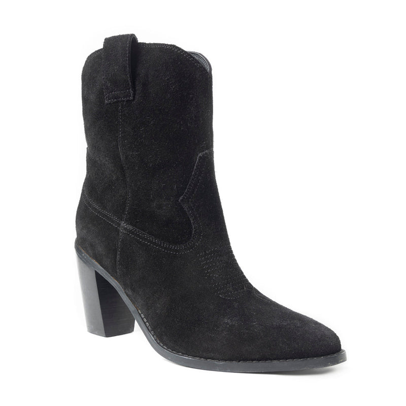 Crystal Creek Booties In Black