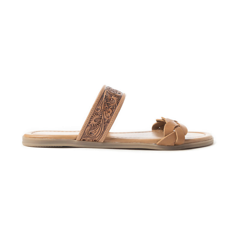 Diamond Ridge Sandals In Brown