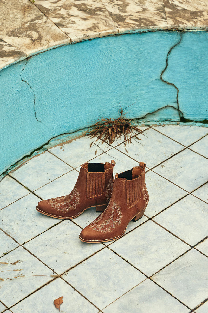 Dearling Ranch Booties In Brown