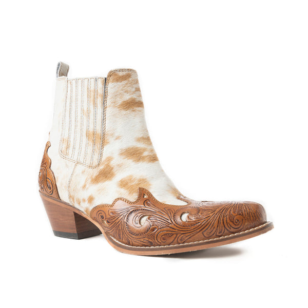 Twin Forks Booties In Brown & White - Myra USA