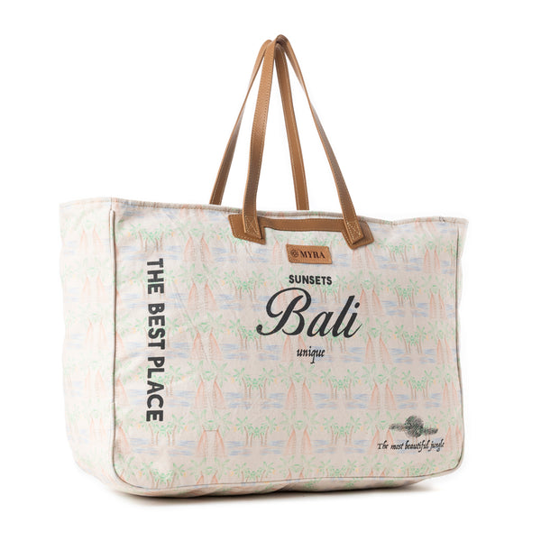 Bali Breeze Weekender Bag in Saddle Off-White - Myra USA