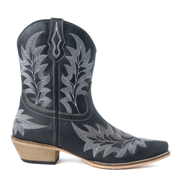 Desert Pearl Ankle Boots in Coal Black - Myra USA