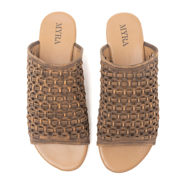 Dawnlace Desert Curve Sandals in Dusty Beige - Myra USA