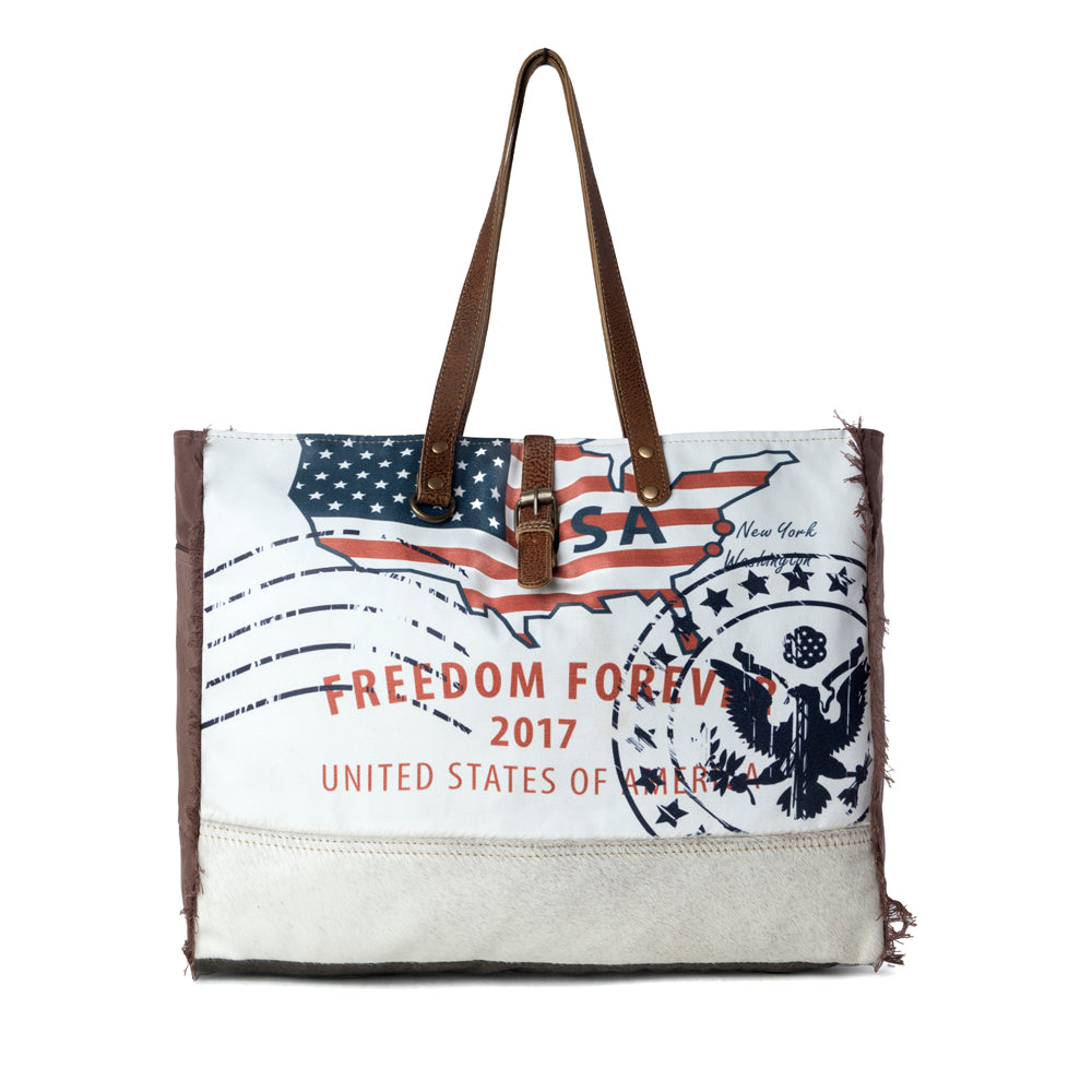 Partisan Weekender Bag