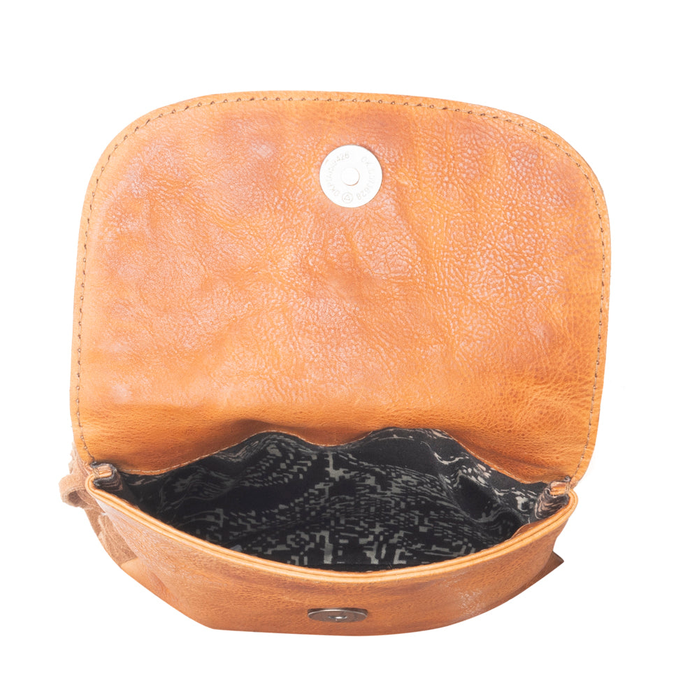 Wild Noir Leather Bag in Tan