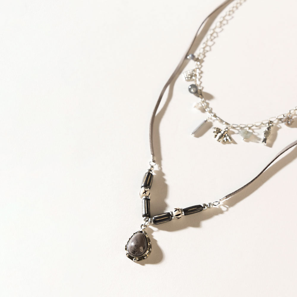 Wanderer’s Wish Necklace in Coal Silver - Myra USA