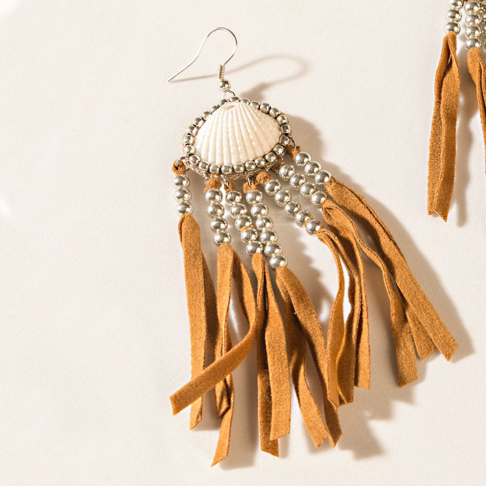 Shell & Saddle Earrings in Rodeo Brown - Myra USA