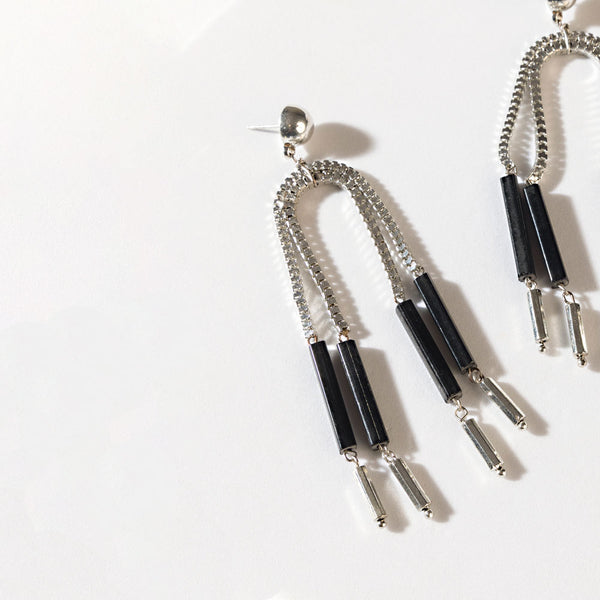 The Black Hitch Earrings in Onyx Silver - Myra USA