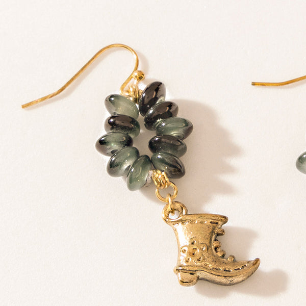 Tiny Trouble Earrings in Midnight Onyx - Myra USA
