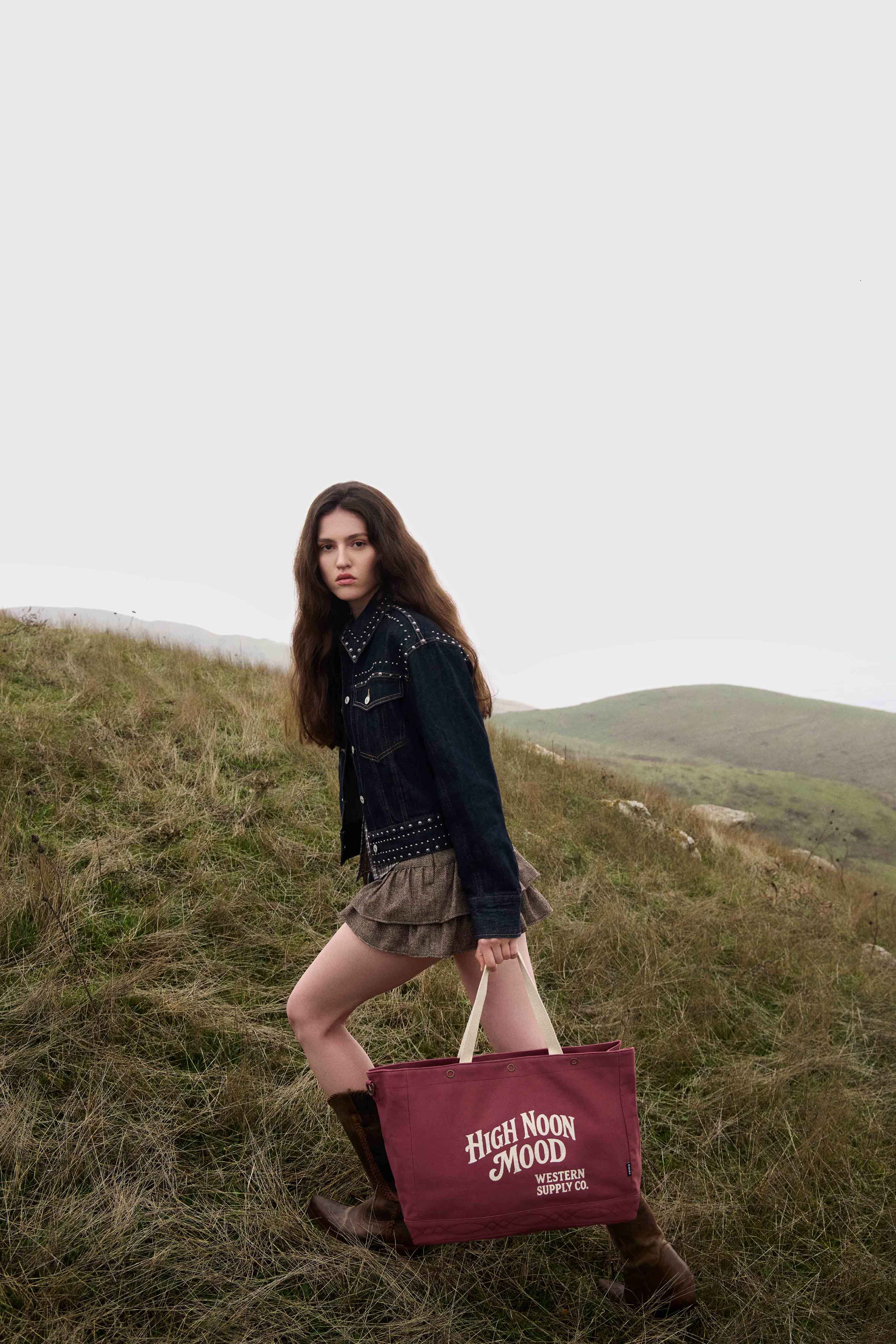 Myra High Noon Rebel Weekender Bag in Ruby Wine