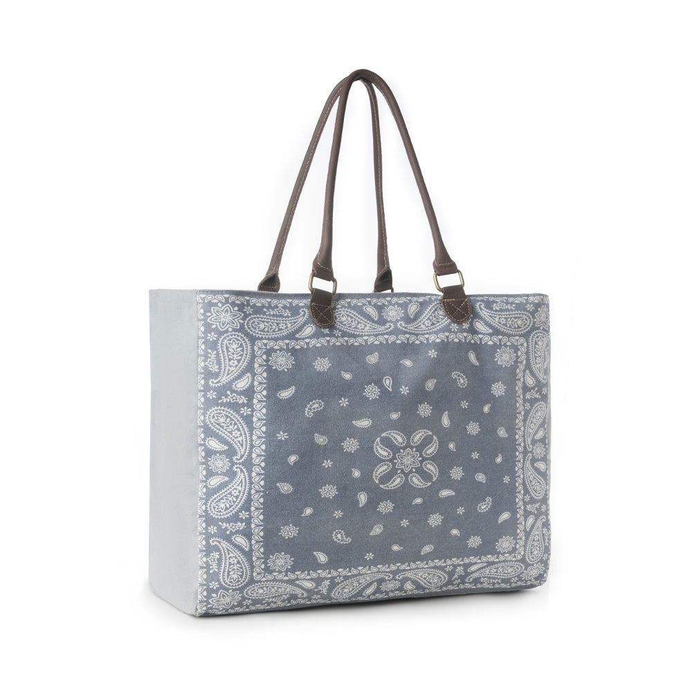 Myra Paisley Plains Weekender Bag in Cowboy Blue - Myra USA