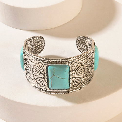 Myra Desert Sentinel Bracelet in Navajo Teal - Myra USA