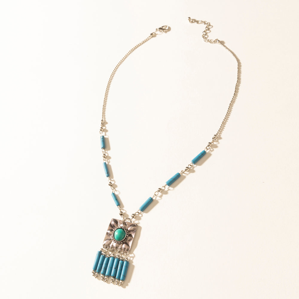 Myra Blue Coyote Necklace in Turquoise Charm - Myra USA