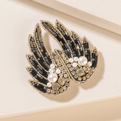Myra Guardian Angel Brooch in Platinum Night - Myra USA
