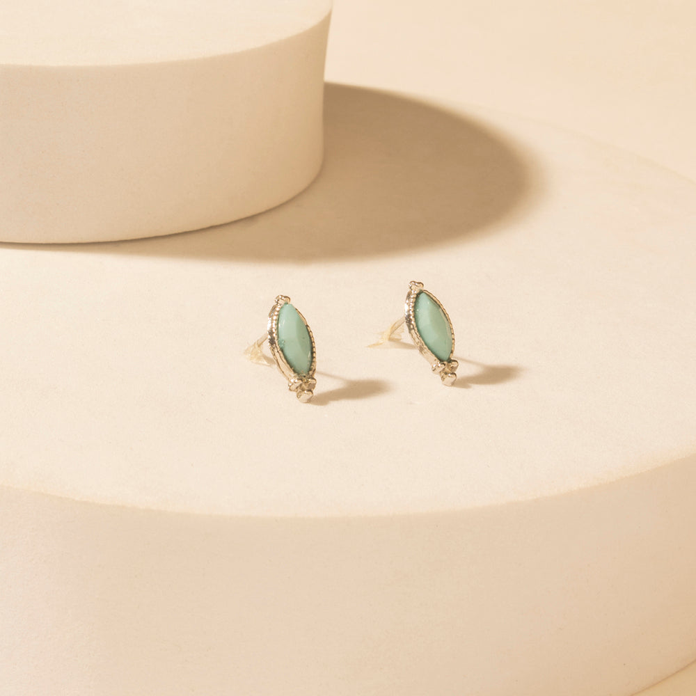 Myra Prairie Trinket Earrings Set in Saddle Silver - Myra USA