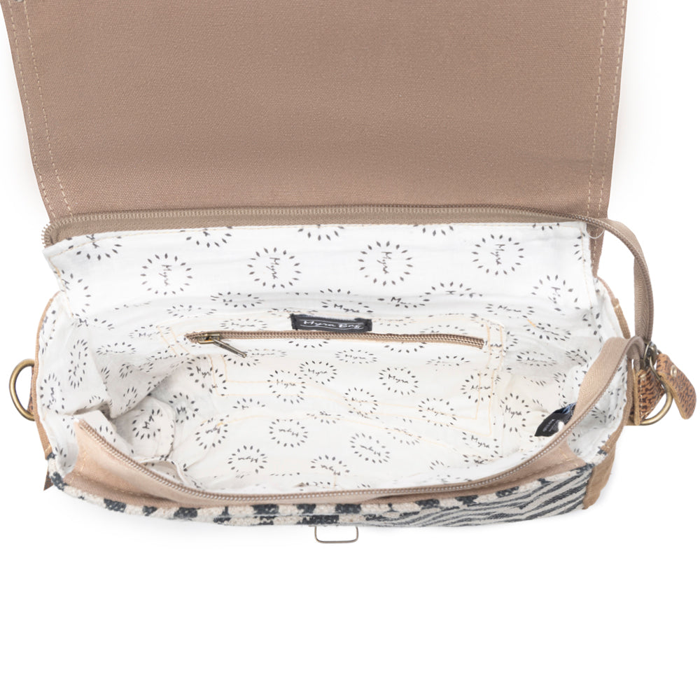 Pearl Fusion Messenger Bag - Myra USA