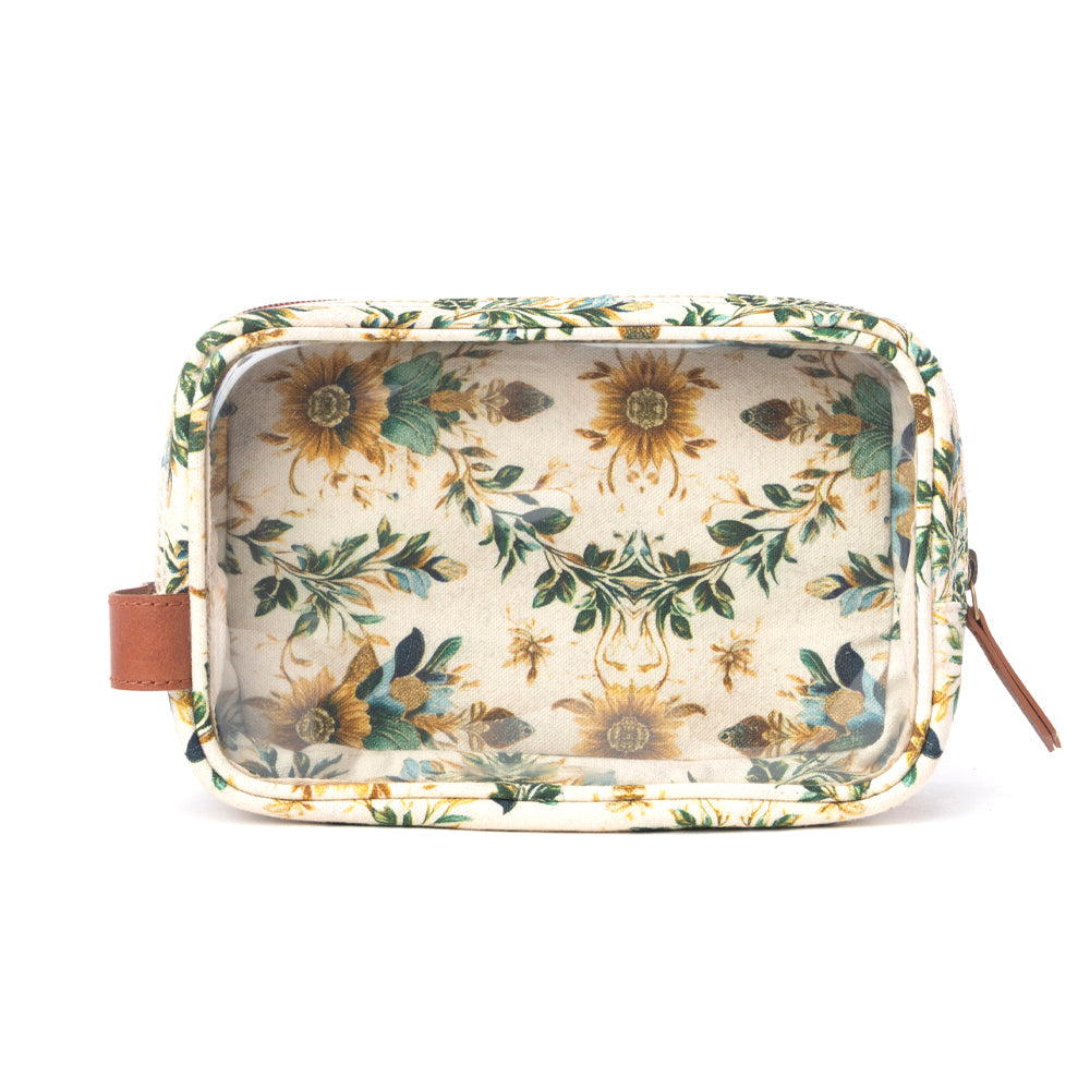 Myra Willow Grove Cotton & Plastic Men's Shaving Kit in Sage Linen - Myra USA