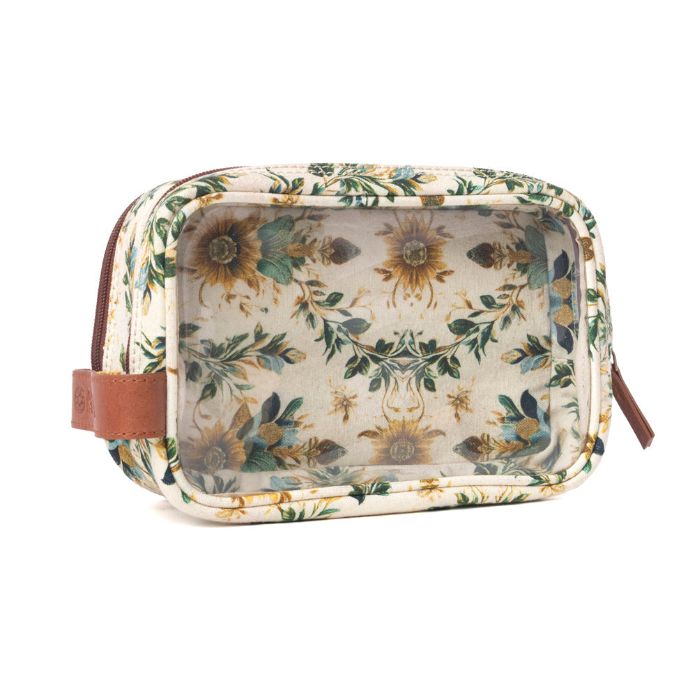 Myra Willow Grove Cotton & Plastic Men's Shaving Kit in Sage Linen - Myra USA