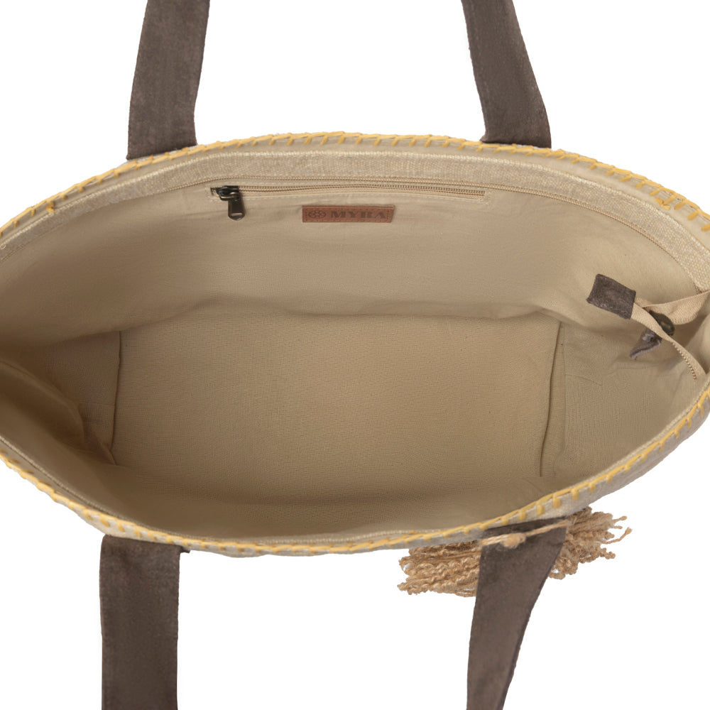 Myra Willow Wanderer Tote Bag in Prairie Dust - Myra USA
