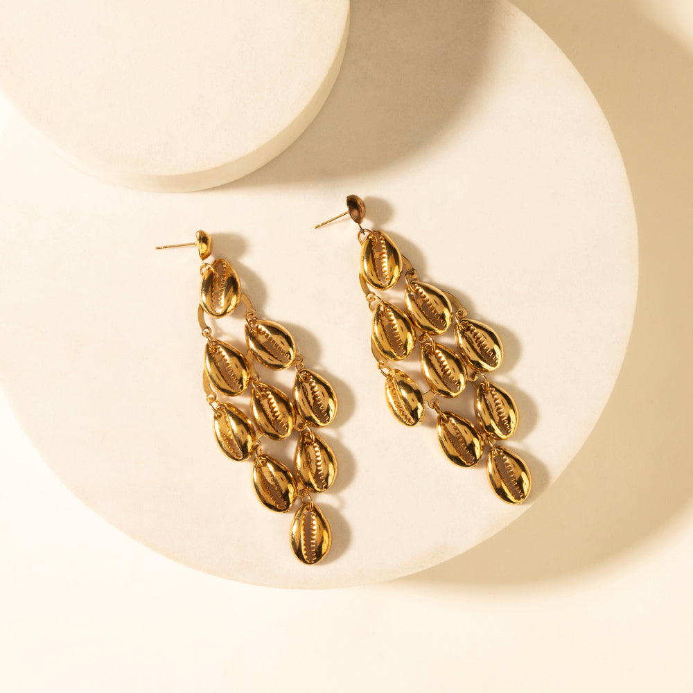 Myra Shell summit earrings in Desert tide danglers - Myra USA