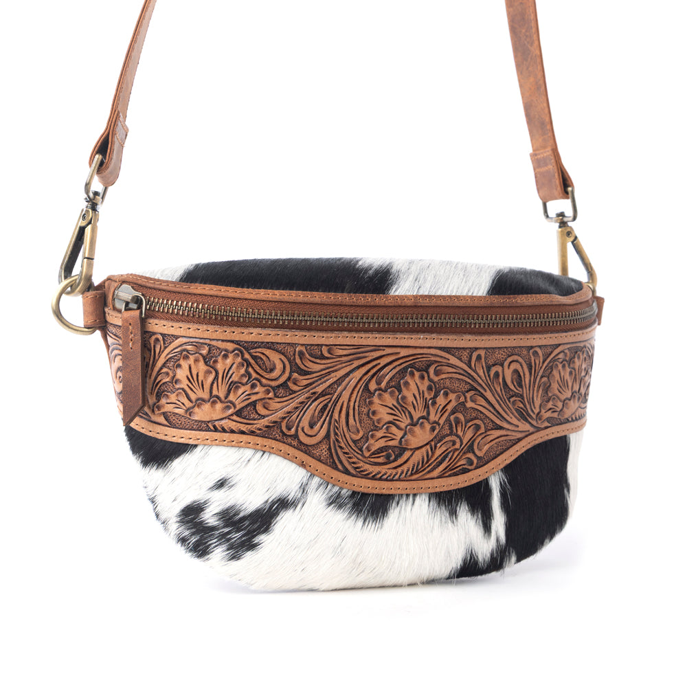 Myra Wildwood Handtooled Bag in Walnut Crest - Myra USA