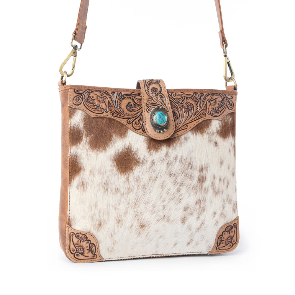 Myra Maple Creek Handtooled Bag in Sandroot Brown - Myra USA