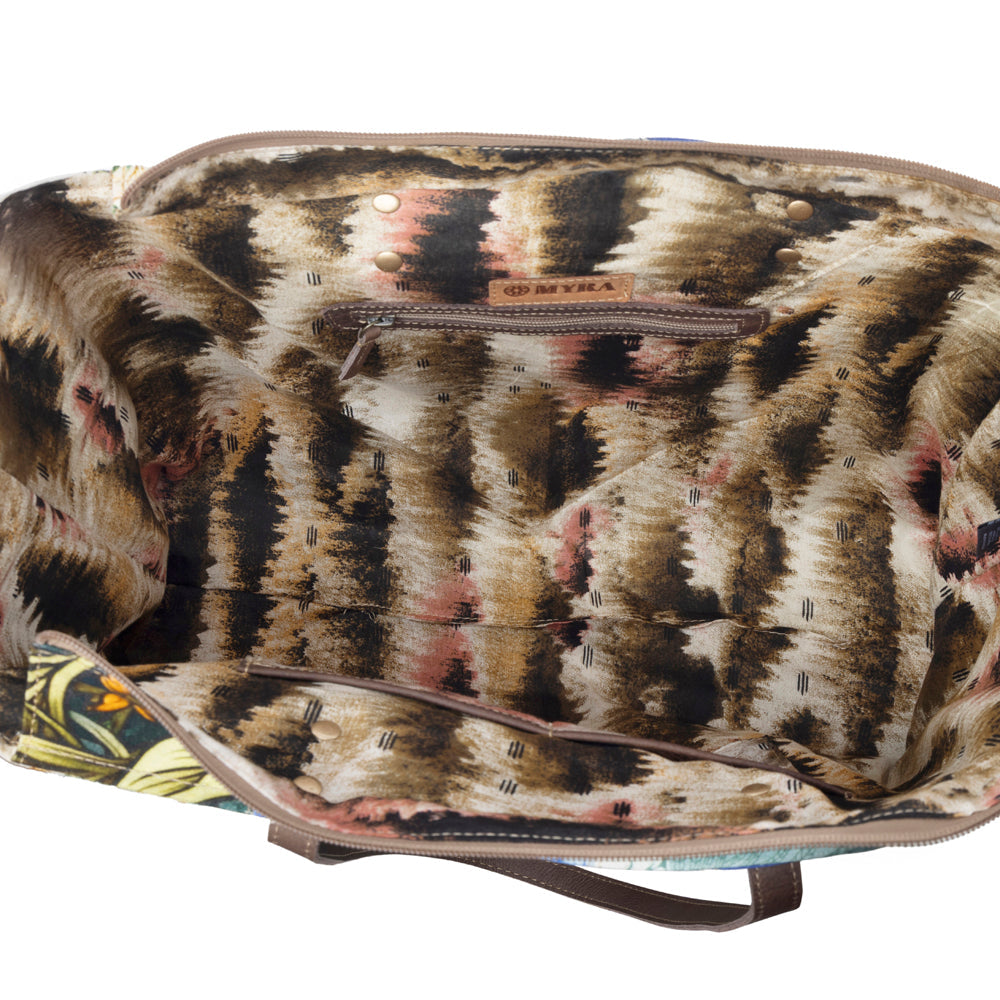Myra Sundial Hollow Weekender Bag in Multi Patch - Myra USA