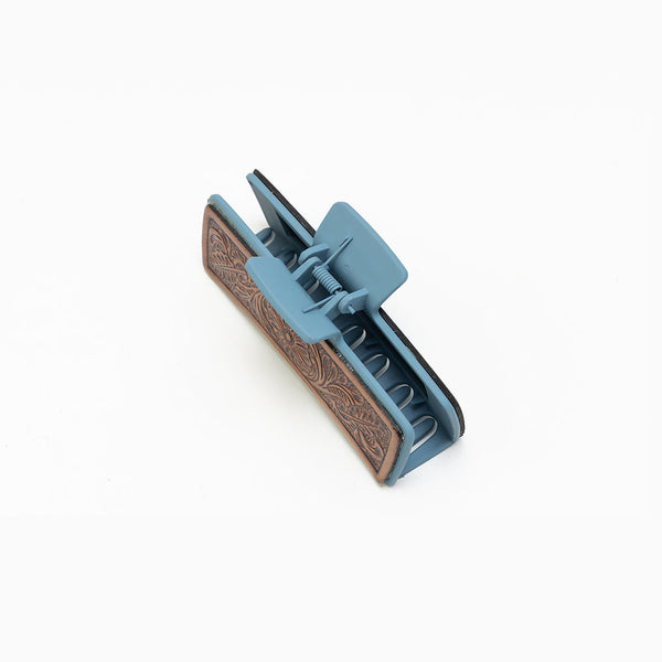 Myra Everline Handtooled Hairclip in Sky Blue - Myra USA