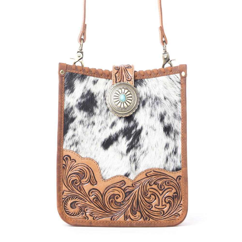 Myra Yellowstone Snowfield Handtooled Bag in Cream Auburn - Myra USA