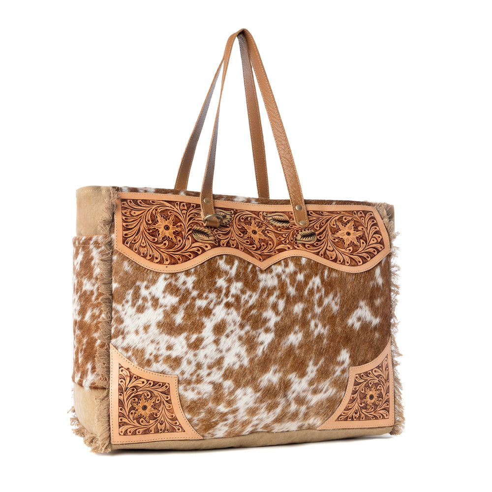 Cartwright Hand-Tooled Bag in Tan & White - Myra USA