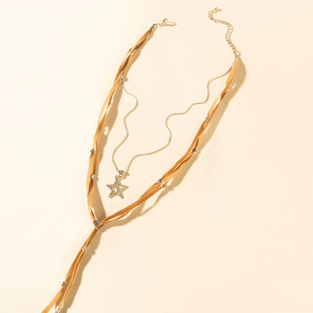 Myra Ranchlight Star Leather Necklace in Saddle Tan - Myra USA