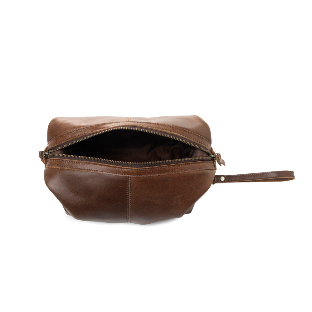 Drifter Leather Shaving Kit for Men in brown - Myra USA