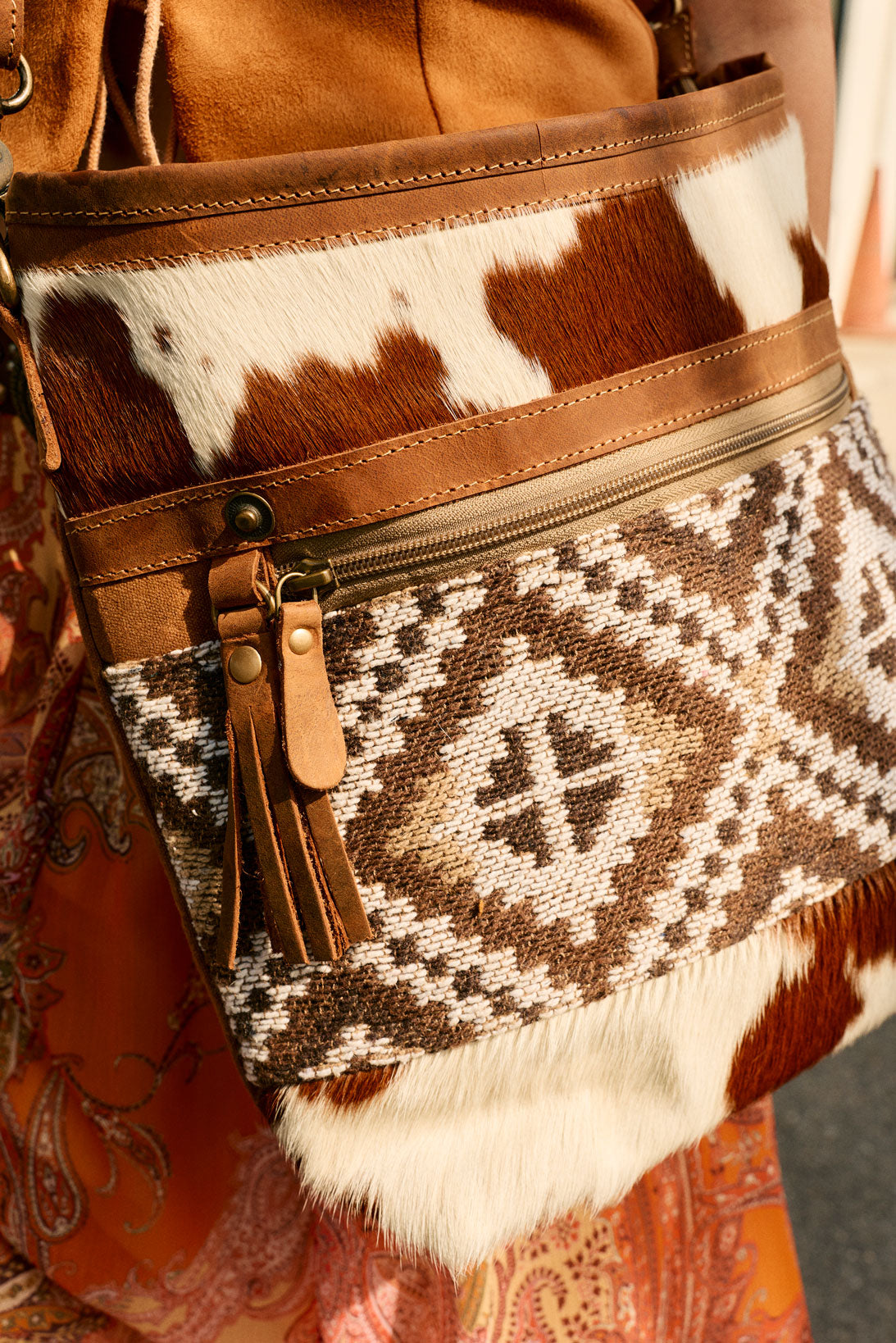 Myra Diamondback Trail Western Shoulder Bag for Women in Brown with Rug details - Myra USA