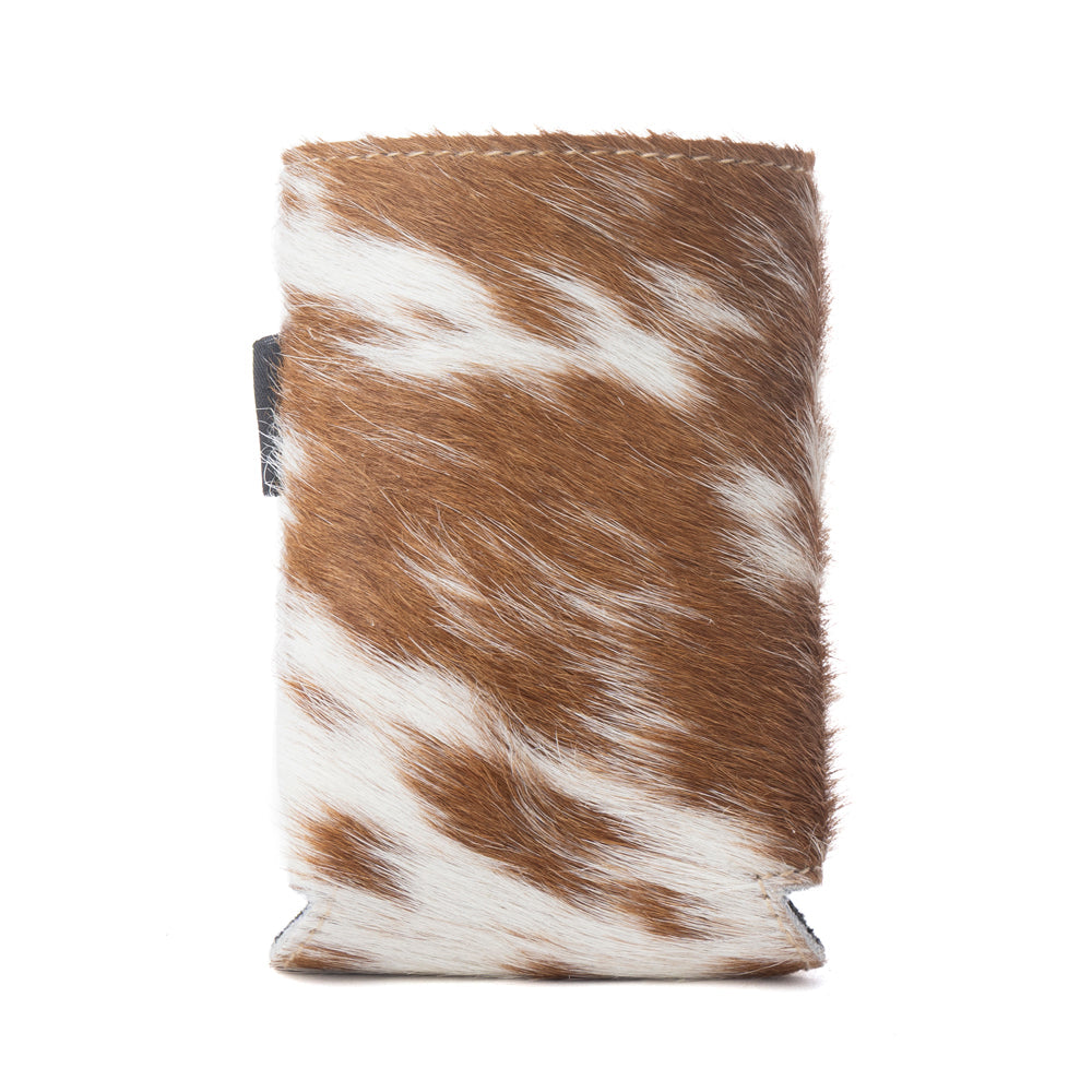 Myra Birch Valley Hairon Leather Beer Can Holder in Toffee Cream - Myra USA