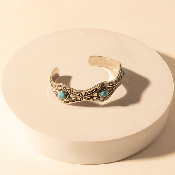 Sedona Stone Cuff for Women with turquoise stones and engraved detail in premium style - Myra USA