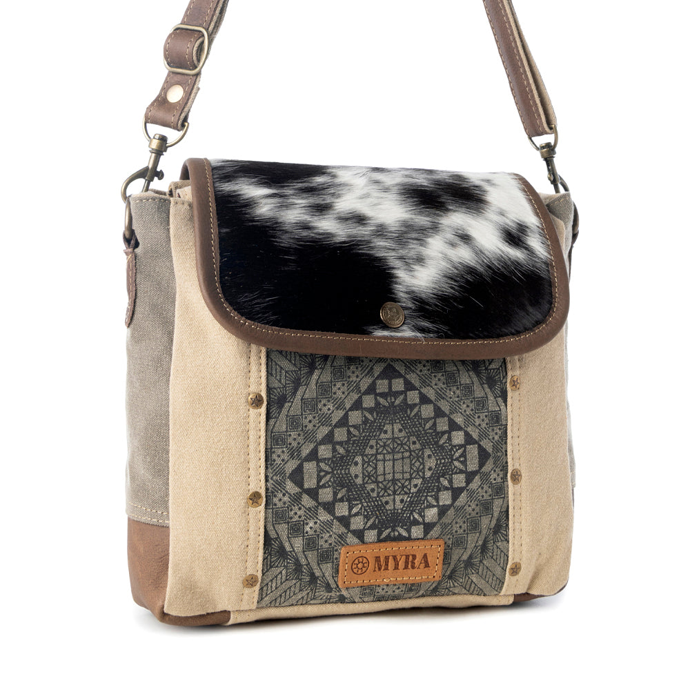 Sandstone Pony Western Shoulder Bag for Women in Khaki - Myra USA