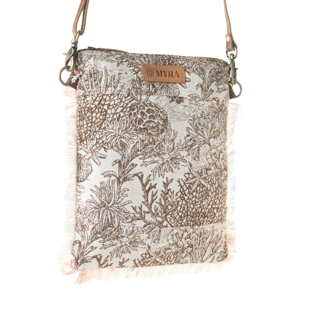 Loom Tapestry vintage Crossbody Bag for Women in white with fringe detail - Myra USA