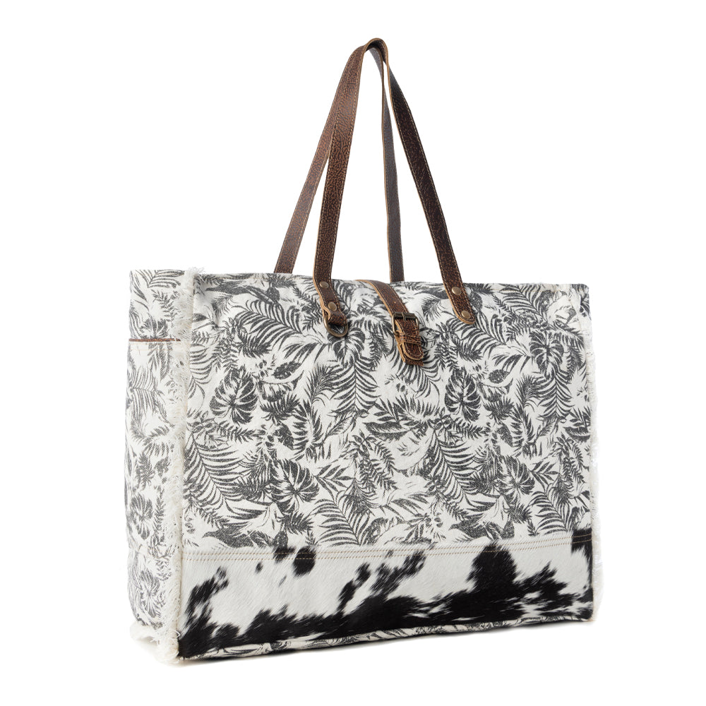 Wildfern Hide Western Weekender Bag for Women in ivory with hairon detail - Myra USA