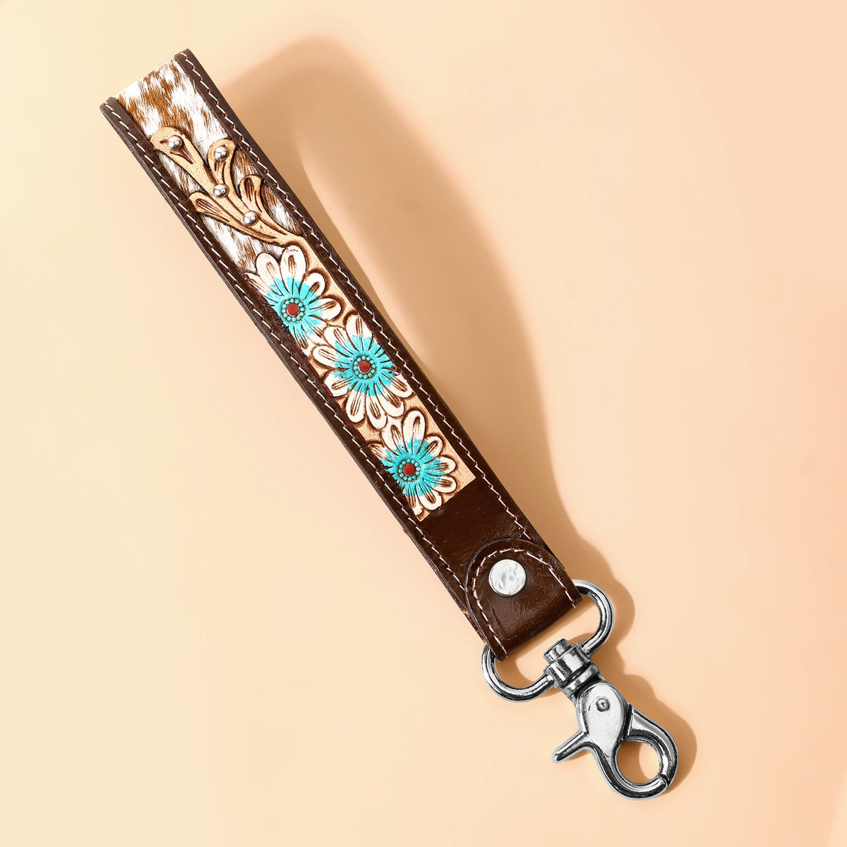 Myra Wildhue Western Key Fob in tan with handtooled floral detail - Myra USA