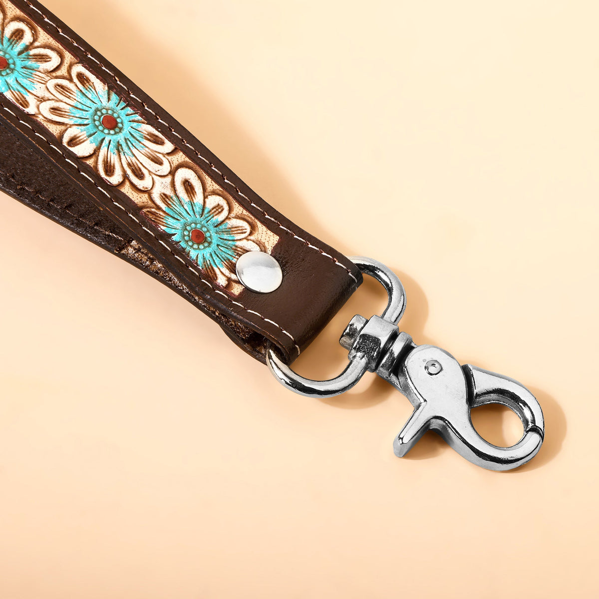 Myra Wildhue Western Key Fob in tan with handtooled floral detail - Myra USA