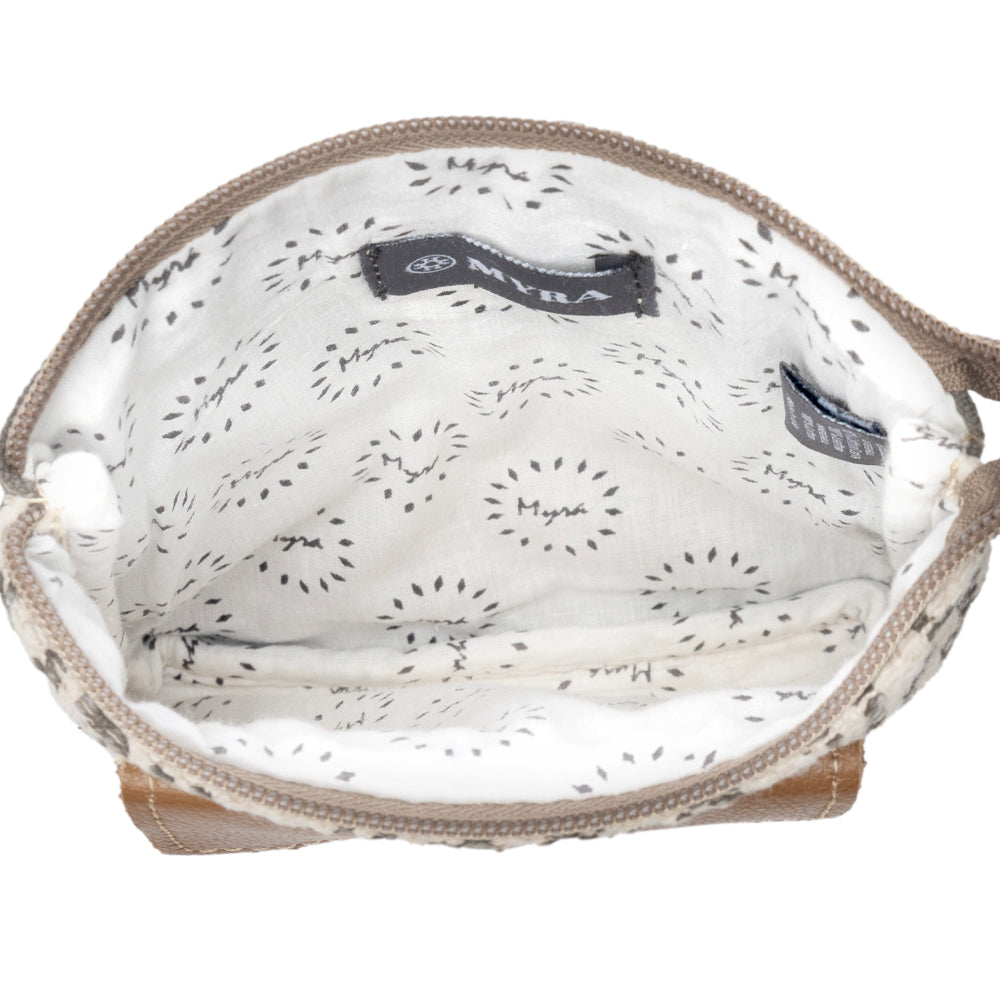 Vuierra Rivet Small & Crossbody Bag - Myra USA
