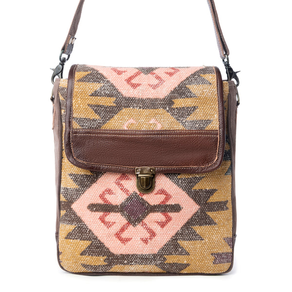 Majestic Messenger Bag - Myra USA