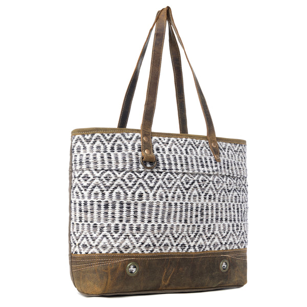 Outre Tote Bag - Myra USA