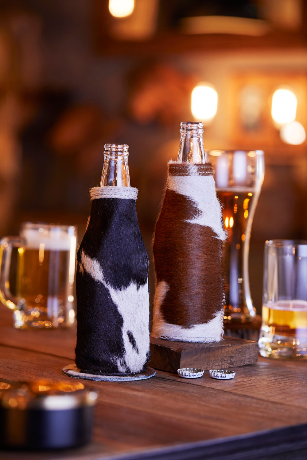Ebony and Ivory Beer Pint Holder