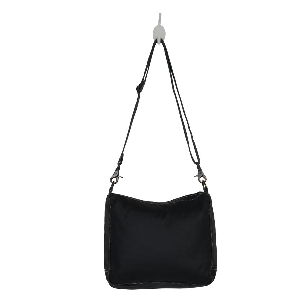Monochromatic Magic Bag - Myra USA